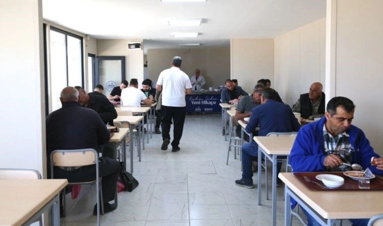 AKP'li belediye Kent Lokantası modelini örnek aldı: Depremzedelere Millet Lokantası