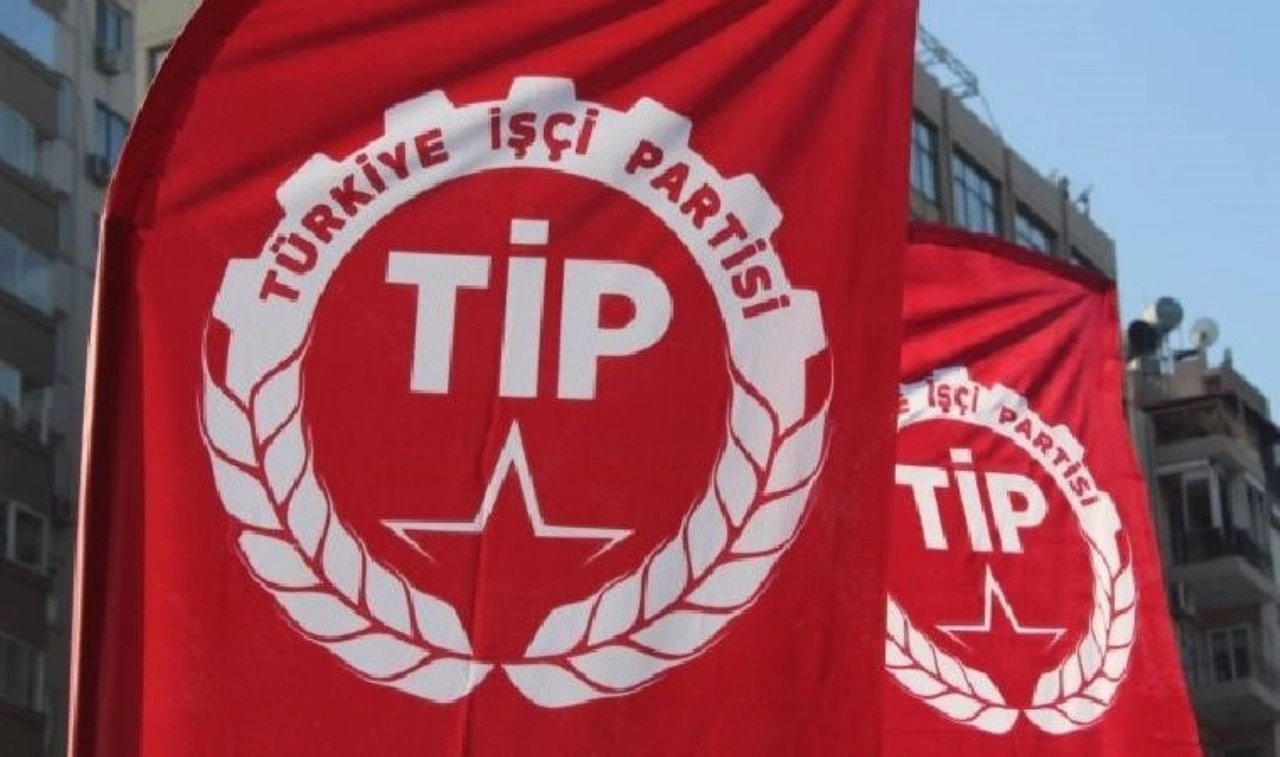 CHP'nin Beyazıt Meydanı'ndaki mitingine TİP Genel Başkanı Baş'tan destek