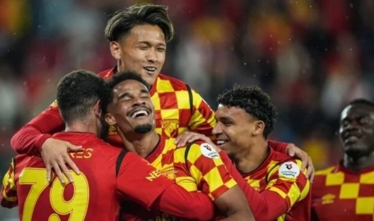 Göztepe, 8 eksikle Adana Demirspor deplasmanında