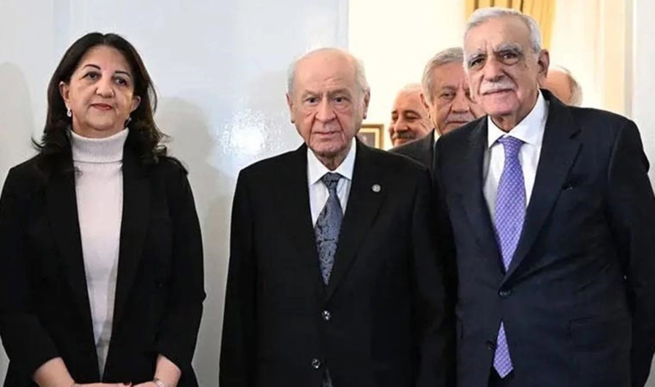 MHP lideri Devlet Bahçeli'den DEM Partili Ahmet Türk'e tebrik telefonu
