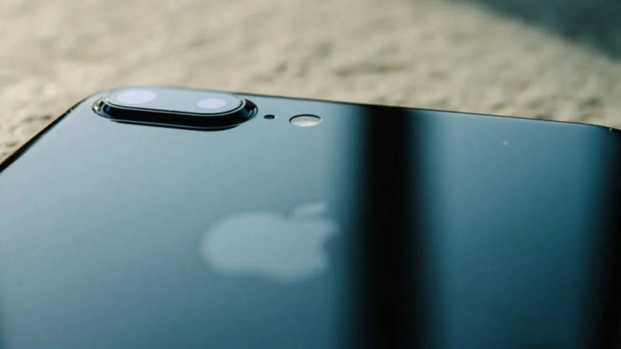 Milyonlarca kullanıcısı olan iki iPhone modeli daha vintage listesine eklendi