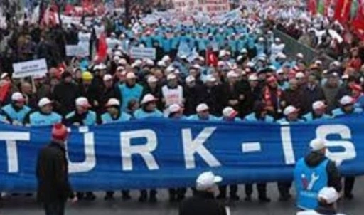 TÜRK-İŞ'ten Özgür Özel'e yönelik saldırıya açıklama